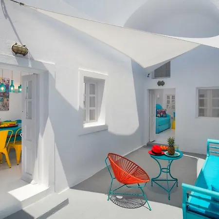 Villa Barocco Fira (Santorini)
