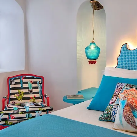 Barocco Villa Fira (Santorini)