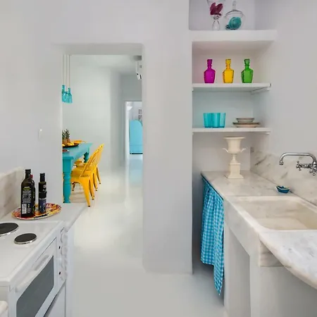 Villa Barocco Fira (Santorini)