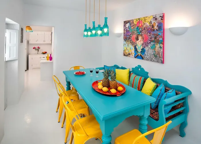 Barocco Villa Fira (Santorini)